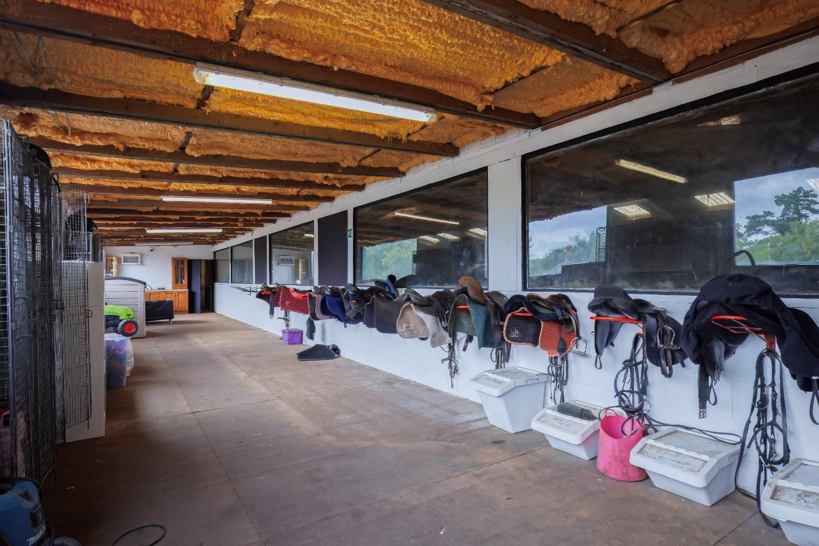 Downside House, Cattery & Equestrian Facilities, Sully Road, Penarth, CF64 2TR